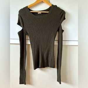 Fitted cutout sweater